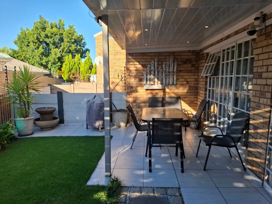 2 Bedroom Property for Sale in Wilgehof Free State